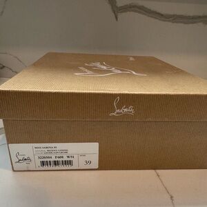 Christian Louboutin So Kate size 39